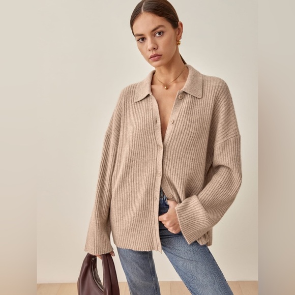 Reformation Sweaters - NEW Reformation Fantino Cashmere Collared Cardigan  in Oatmeal | size M